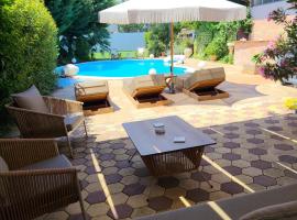 Luxury Villas Chrysa Private Pool & Spa，位于纳夫普利翁的酒店