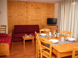 Chalet Duplex 8 Pers, Ski, Animaux Adm - FR-1-504-428，位于Superdevoluy的酒店