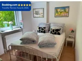 Gemütliche Ferienwohnung nähe Schloss Benrath & Rhein Düsseldorf Urdenbach