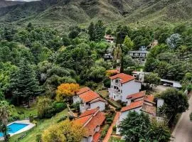 Las Ardillas Cabañas y Suites