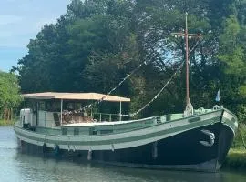 Péniche GEMJO - Chambres d'hôtes