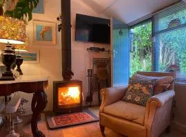 Spacious Studio by the sea, Garden & Parking