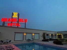 Grand Blu Hotel，位于海得拉巴的酒店