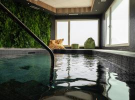 Hotel Libera Spa et Restaurant Caen Colombelles，位于凯恩的酒店