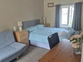 ACCOMADATION WREXHAM