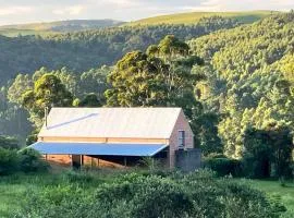 Sneezewood Cottage - Farm stay in Lidgetton