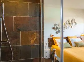 LA MAISON DES BOIS D'OCRE - Chambres d'hôtes PREMIUM
