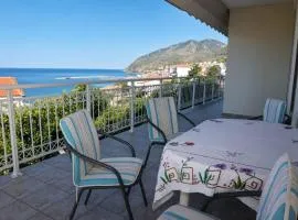 Sea view apartment