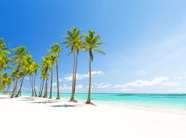 LOS CORALES del Mar Ducassi STUDIOS & SUITES SPA，位于蓬塔卡纳的酒店