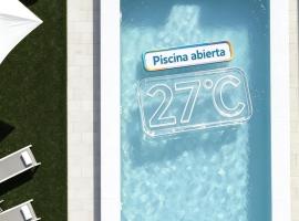 La Serrería-Premium Suite Apartments & Private Jacuzzi，位于贝尔蒙特的酒店