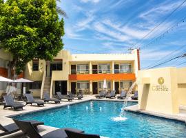 Hotel Cortez Baja Inn, Ensenada，位于恩塞纳达港的酒店