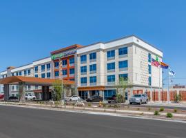 Holiday Inn Express & Suites - Phoenix Dwtn - State Capitol by IHG，位于凤凰城的酒店
