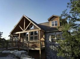 Stonebridge Golf Resort by Sunset，位于布兰森西的酒店
