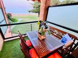Studio tout confort au calme, vue mer, terrasse, piscine et plage