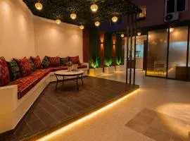 Two Unique Stays, Jacuzzi Apartment & 3BR Riad with Terrace