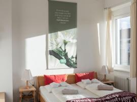 GEA Hotel zur Sonne，位于Schrems的酒店