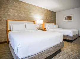 Sleep Inn & Suites，位于孟菲斯孟菲斯国际机场 - MEM附近的酒店