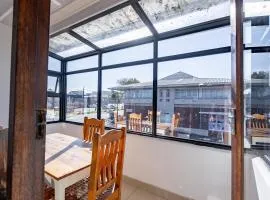 Safi Elegant Self-catering Suite 5