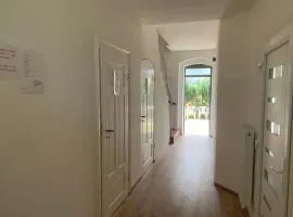 Arnold Apartments 2