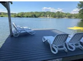 Lake Anna Virginia Waterfront Master Suite