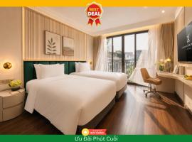 Luxeden Signature hotel,位于河内的酒店