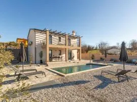 Holiday Home Villa Lumine Divina by Interhome