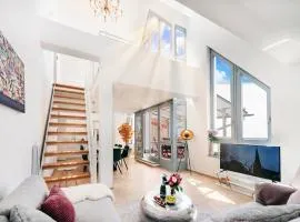 Luxury Penthouse for 8 - Center - Parking - Therme 8 min - Airport 15 min