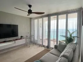 Oceanfront 2BR Apartment near El Yunque in Luquillo