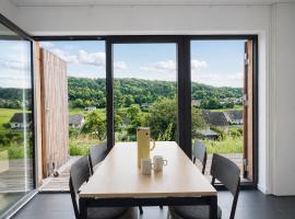 Wellness Design-Ferienhaus mit Sauna & Kamin - Eifel，位于Immerath的酒店
