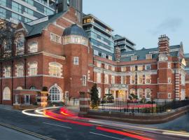 The LaLit London - Small Luxury Hotel of the World，位于伦敦柏蒙西的酒店