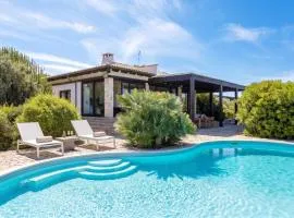 Villa Malaya con 2 piscine per 18 persone