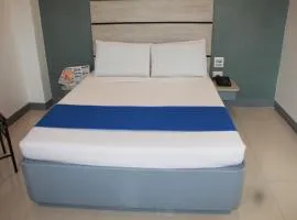 Nice Hotel EDSA Crossing