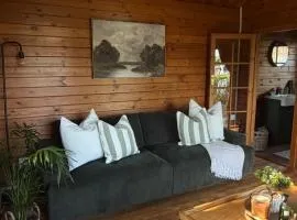 Swan cove - Lakeside Caravan Park