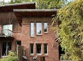 Design-Haus mit Garten in der Lüneburger Heide