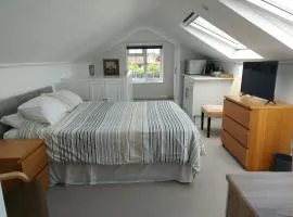 Avalon Guest Suite Ewell