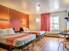 博兹曼6号汽车旅馆，位于博兹曼的酒店