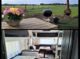Caravan De Rozenbottel