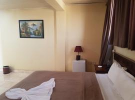 Seven Lakes Hotel，位于Debre Zeyit的酒店