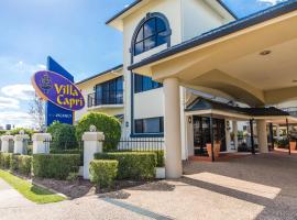 Villa Capri Motel，位于洛坎普顿的带泳池的酒店