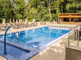 The Hotel Unforgettable - Hotel Tiliana by Homoky Hotels & Spa，位于布达佩斯的酒店