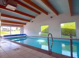 Sunny Cottage with Pool