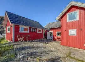 Amazing Home In Skärhamn With Wifi