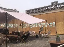 Deeptrip Sleep in teahouse
