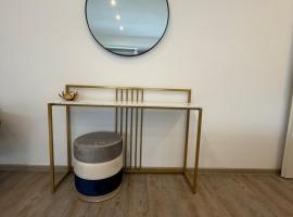 Ferienwohnung am Wald und Hannover Stadt, Contactless Check -in, free parking,，位于龙嫩贝格的酒店