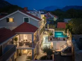 Villa Miravalle - private heated pool, jacuzzi, sauna, private garage parking