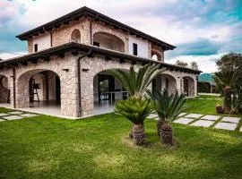 Lilium B&B Villa Patrizia - Con piscina e parcheggio by Mamo Florence