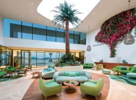The Retreat Palm Dubai MGallery by Sofitel，位于迪拜的酒店