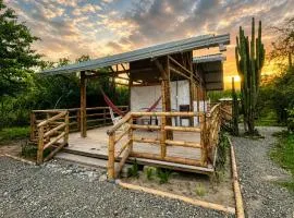 Bosque Seco Bioreserva & Hostel
