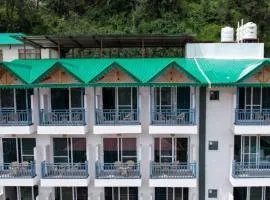 Kalptaru The Kumaun Retreat - 20 min Drive to Kainchi Dham