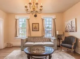 406 Canyon Rd #1